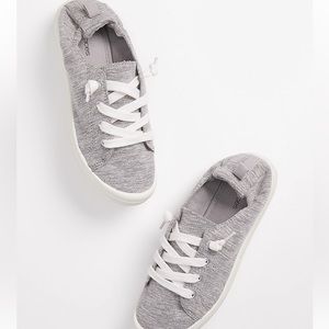 Women’s Sneakers
